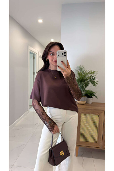 BİRCANÇİL Μπλουζάκι Sivis Kahve Με λεπτομέρεια από τούλι Basic με λαιμόκοψη π...