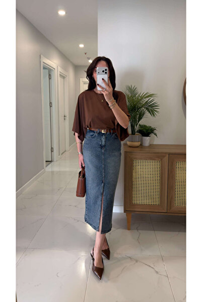 BİRCANÇİL تنورة جيستا باللون الأزرق الداكن مع فتحة أمامية مفصلة، مجموعة من حز...