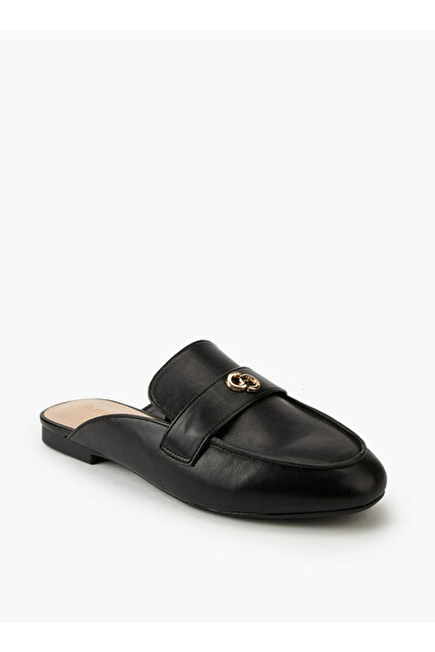 Celeste حذاء نسائي سهل الارتداء بلون سادة