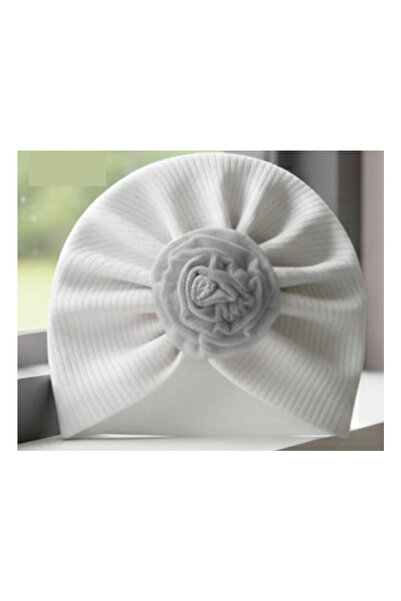 Sebi Prime قبعة إنترلوك مزينة بالورود في المنتصف (0-3 أشهر)