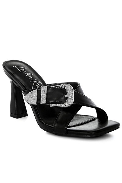 london Rag صندل نسائي أسود اللون مزين بإبزيم معدني محفور