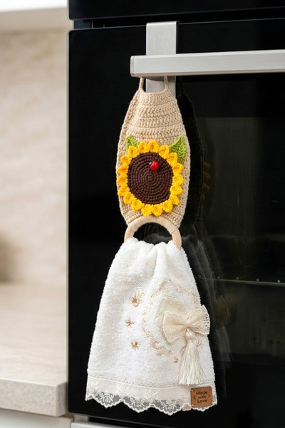 Vivart Hand Knitted Figured Kitchen and Bathroom Towel Rack - Wooden Bamboo Decorative Towel Holder