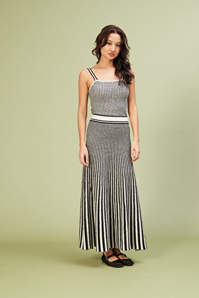 Nisan Striped Long Skirt Tricot Set