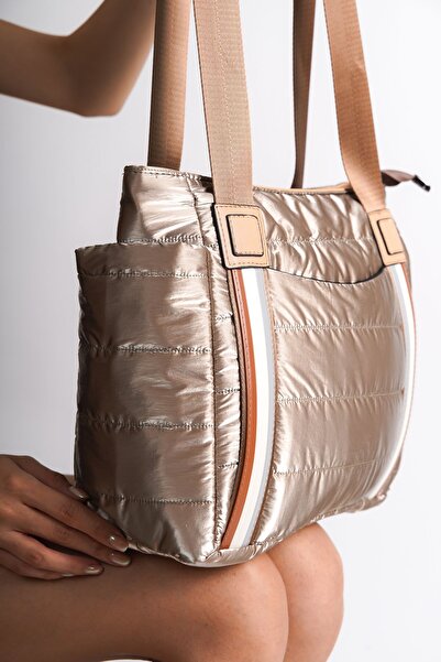 FEMME Veneto Γυναικείο ύφασμα αλεξίπτωτου με λεπτομέρεια ρίγας Φουσκωτό Καθημ...