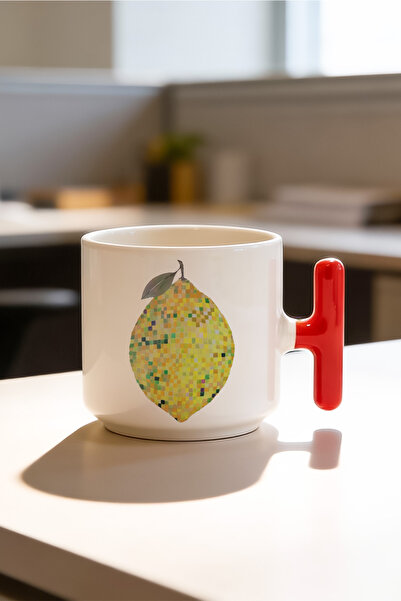 BB TRADE كوب سيراميك مطبوع بمقبض على شكل حرف T باللون الأحمر من ليمون ديزاين ...