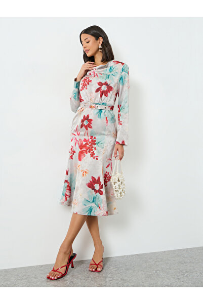 Styli Floral Print Midi Dress with Belt