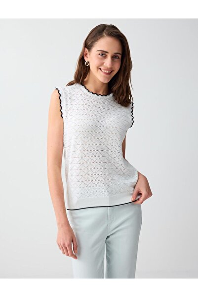 Jimmy Key Beyaz Bisiklet Yaka Kolsuz Desenli Triko Bluz