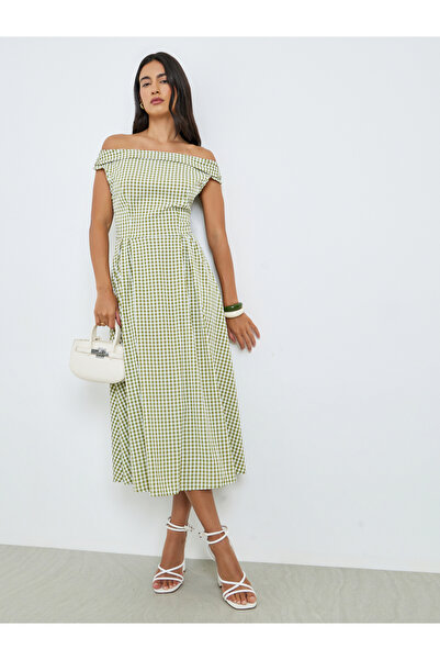 Styli Green Gingham Off-Shoulder Midi Dress
