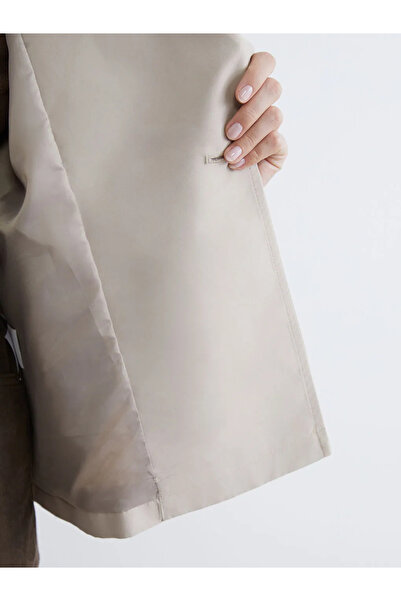 LC Waikiki Μπεζ διπλό πέτο Γιακάς oversized Γυναικεία καμπαρντίνα