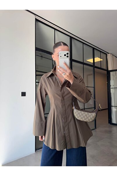 BB Bensu Buyruk بلوزة بتصميم PENSLI VOLANLI باللون الكاكي