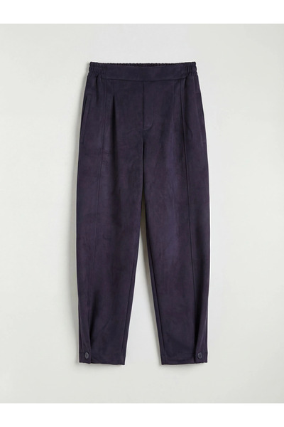 LC Waikiki Γυναικείο παντελόνι σε ναυτικό μπλε χρώμα, με χαλαρή εφαρμογή, πλι...