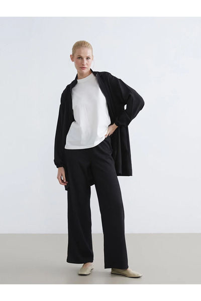 LC Waikiki Μαύρο γυναικείο παντελόνι με ελαστική μέση