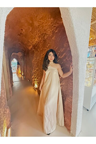 SILA DEMİR BOUTIQUE Boyundan Bağlamalı Boncuk Detaylı Elbise