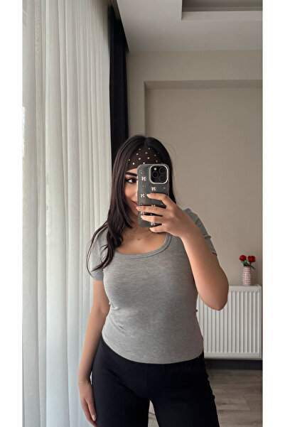 Siner Fashion Women's Gray U-Neck Cotton Pack Soft Basic Blouse