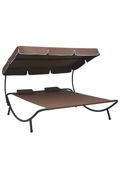 Concept Σεζλόνγκ εξωτερικού χώρου με ουρανό και μαξιλάρια, καφέ