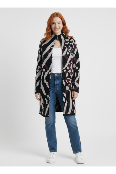 Neden Tekstil Half Turtleneck Buttoned Patterned Jacket
