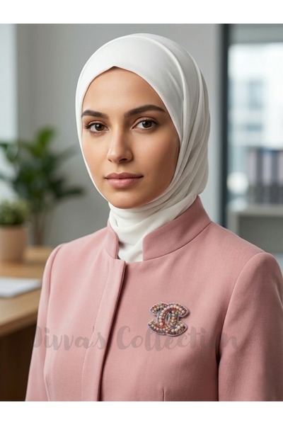 Jivva's Collection Chanel Temalı Renkli Zirkon Taşlı Broş (5x4cm). El Yapımı ...