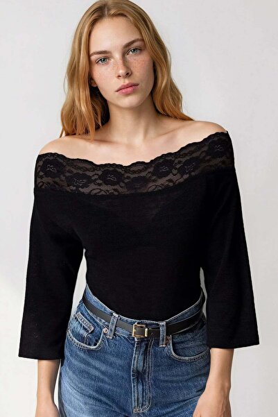 Trend Alaçatı Stili Women's Black Boat Neck Lace Detailed Knitted Blouse Alc-...