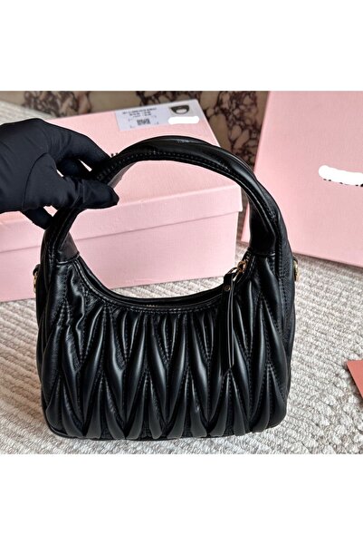 Generali Wander leather hobo Shoulder Bag With Crossbody Strap Zip Closure