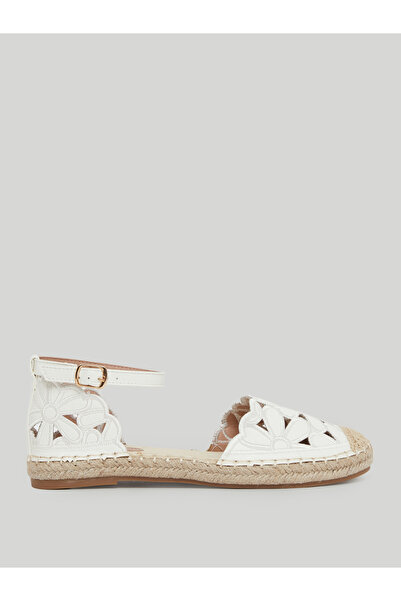 Styli White Floral Espadrille Sandals
