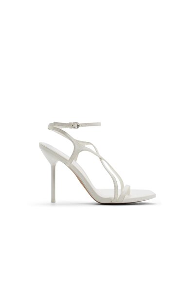 Call it Spring نالاني / صندل بكعب