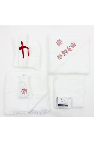 PRICHINDEL Set de botez din muselină, 8 piese, cu model, alb