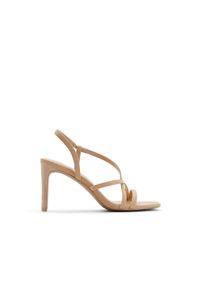 Call it Spring جايا / صندل بكعب