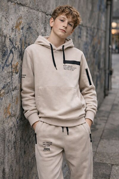 GMG Baby Boys' Suit with Circular Neck, Pockets and Zippers, Ages 11, 12, 13, 14