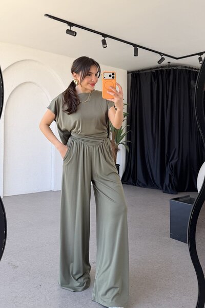 Gizem Ecemiş Lovisa Haki Bel Detaylı Salaş Takım