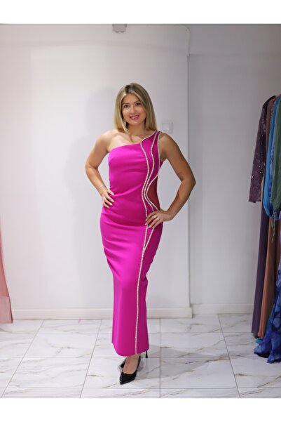 Angy Fashion Asymmetrical fuchsia dress with sparkly embellishments Size: 42