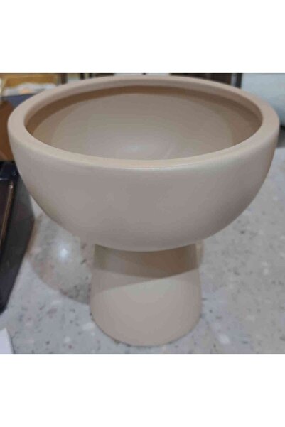 Feryal Al Bastaki Ceramic Vase