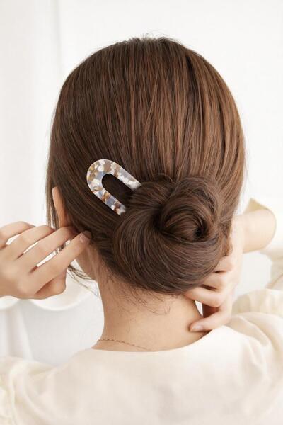 New Obsessions Acetate Luxury U Bun Hairpin