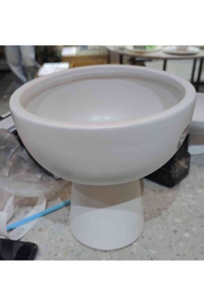 Feryal Al Bastaki Ceramic Vase