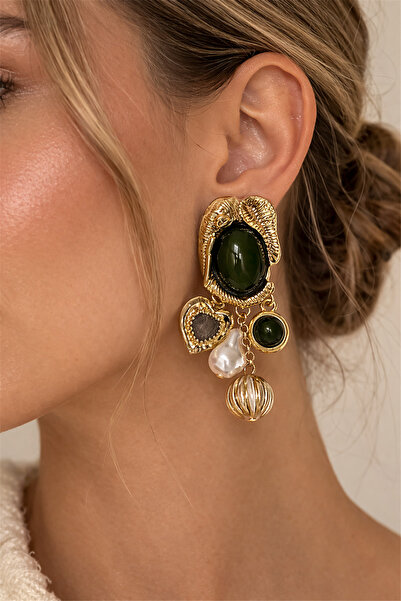 Brandsmiths أقراط متدلية على شكل قلب من اللؤلؤ الأخضر