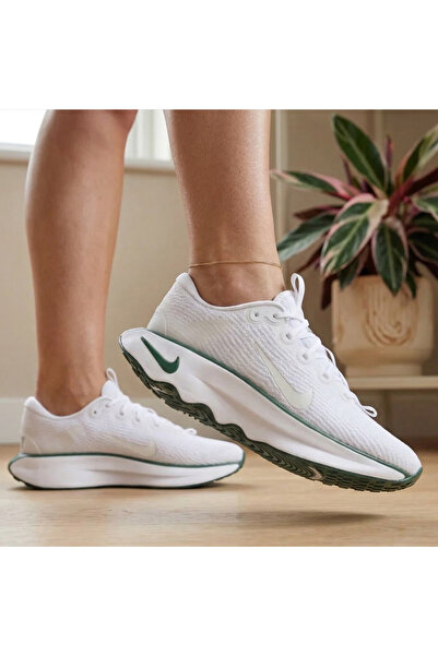 Nike Motiva Women's White Training Shoes Sportie