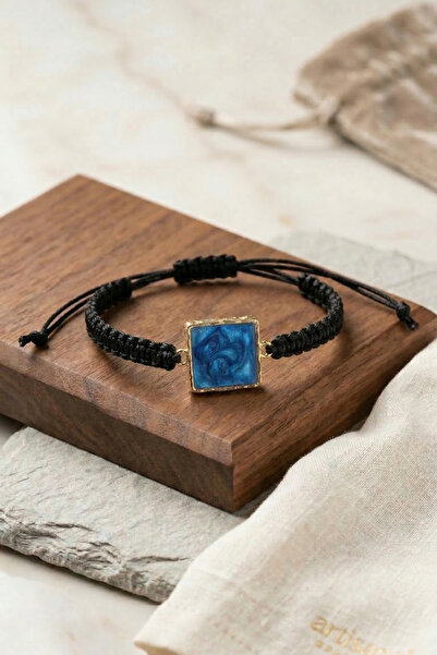 Mementoboxes Mavi Taşlı Makrome Bileklik