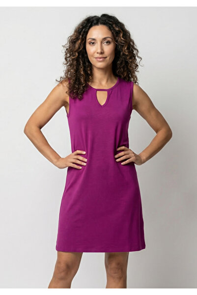 Little Visqon Γυναικείο φόρεμα από βισκόζη με λεπτομερή λαιμόκοψη, αμάνικο, ά...