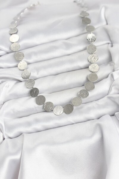 cleovibe قلادة دائرية الشكل موديل فضي اللون