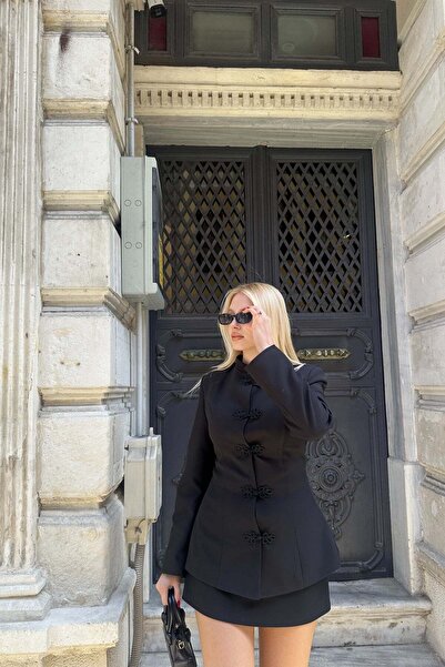 lizge giyim جاكيت بتصميم ياقة عالية