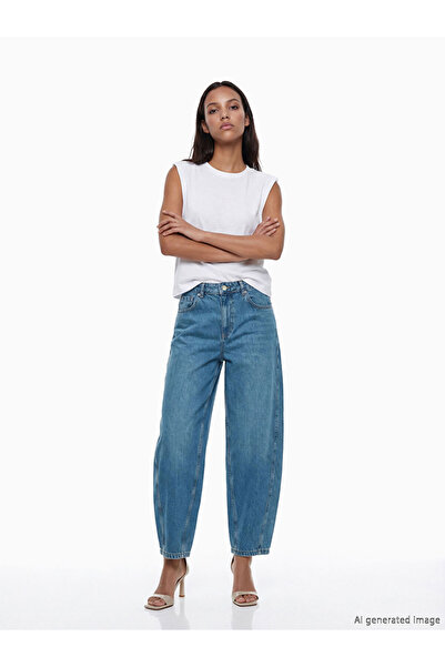 LC Waikiki بنطلون جينز نسائي من Barrel Fit