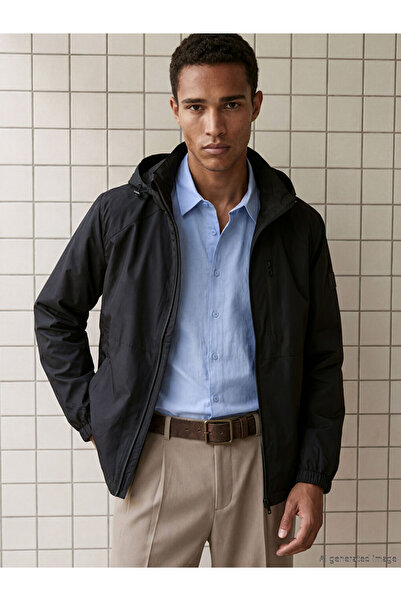 LC Waikiki Rmz Gi̇yi̇m Farkiyla Standardfit Hooded Men's Raincoat