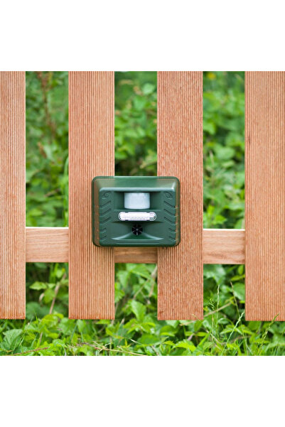 Nature Ultrasonic animal repeller with plug, 21 m