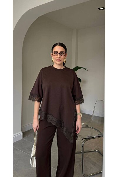 IŞILDA FASHION Asymmetrical Lace Detail T-Shirt