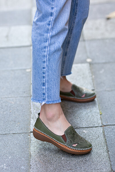 Venüs 26190261Y Hakiki Deri Saraç Detaylı Desenli Günlük Yumuşak Ayakkabı