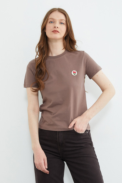 Fulla Moda Tricou guler rotund cu broderie florală