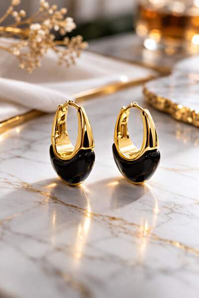 Fashion Jewellery Altın Renk Siyah Detaylı Halka Küpe – Modern & Şık Tasarım