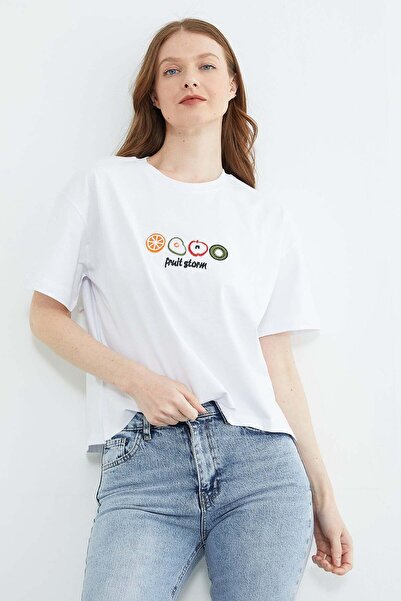 Fulla Moda Fruit Embroidered Slit Oversized T-Shirt