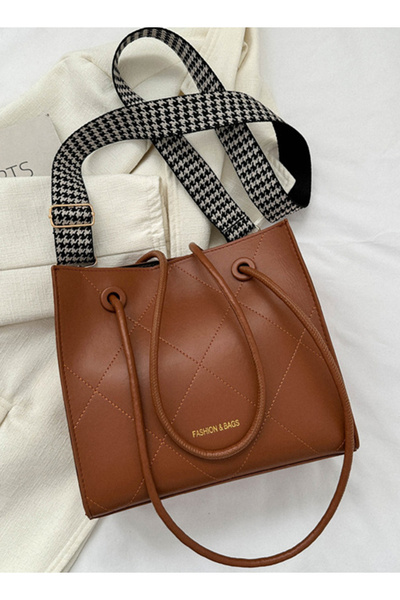 Other Large Capacity Versatile Shoulder Bag Brown