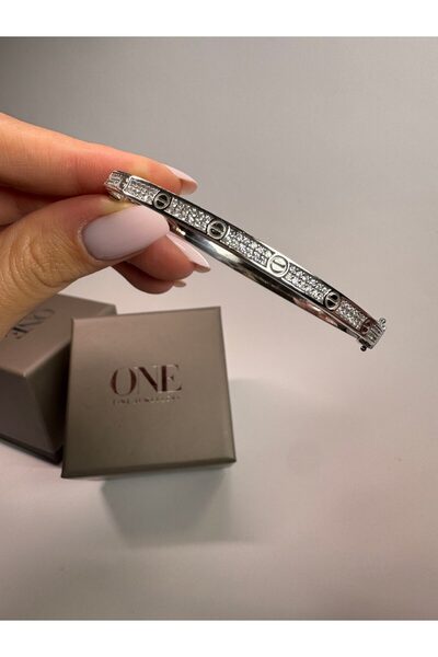 One Gold LOVE Bracelet Silver