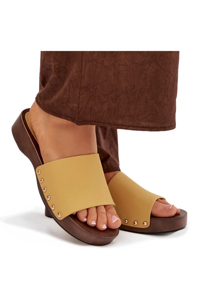 BOTO Women's slippers with rivets yellow Terissa 38